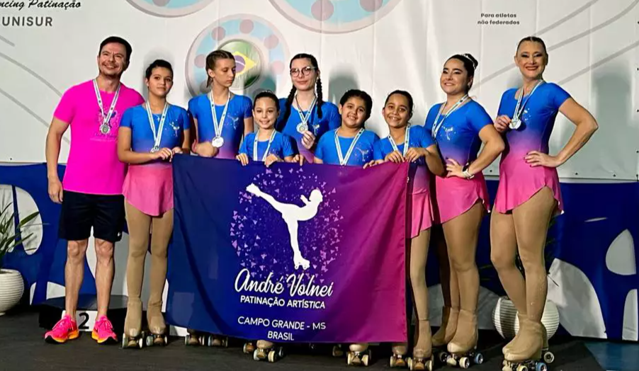 Patinadoras de MS são campeãs nacionais em competição no Paraná 