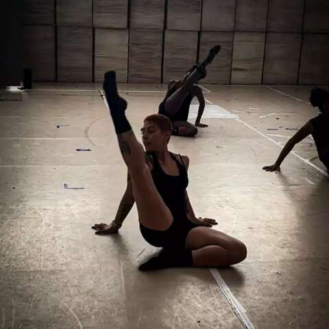 Bailarina sul-mato-grossense participa de interc&acirc;mbio com Deborah Colker