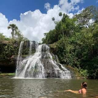 “Paraíso” com 8 cachoeiras oferece experiência diferente na natureza