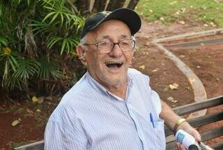 Aos 91 anos, Bernardo garante que está esbanjando saúde (Foto: Paulo Francis)