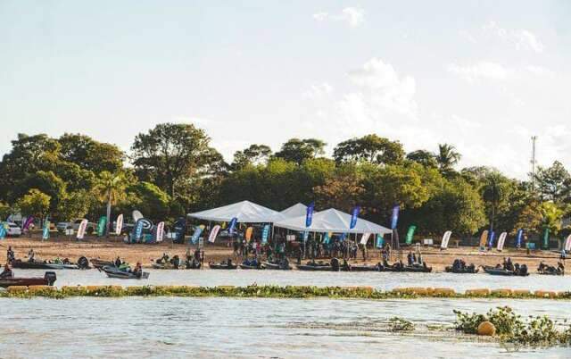 Dez piranhas s&atilde;o retiradas da &aacute;rea e balne&aacute;rio volta a abrir no s&aacute;bado