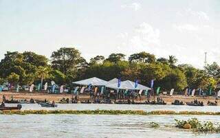 Ataques aconteceram depois que tela foi aberta, no campeonato de pesca. (Foto: Associação de Pesca Esportiva de Três Lagoas)