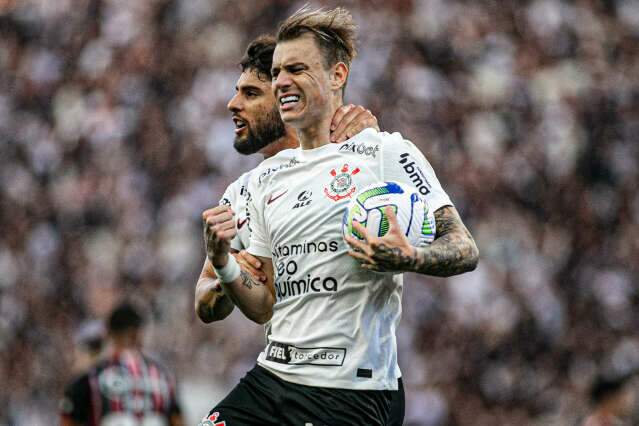 Corinthians e S&atilde;o Paulo empatam em cl&aacute;ssico marcado por gritos homof&oacute;bicos