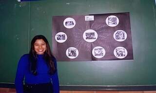 Luzimar ensina inglês há quase 30 anos, a imagem mostra a professora na época de faculdade (Foto: Arquivo pessoal)