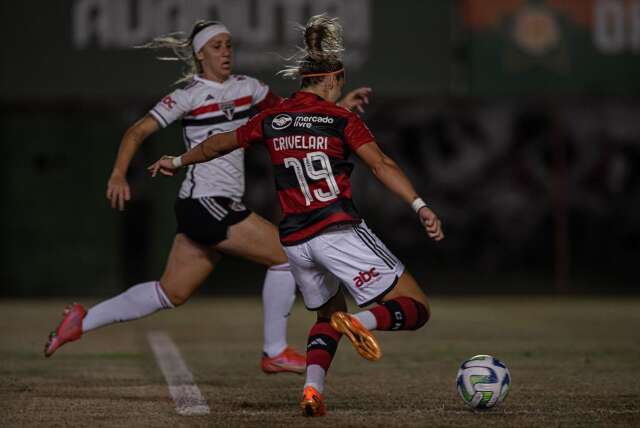 Disputa cl&aacute;ssica entre Flamengo e S&atilde;o Paulo termina em empate