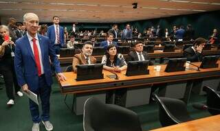 Deputados durante seção da Câmara, em Brasília. (Foto: Lula Marques/Agência Brasil)