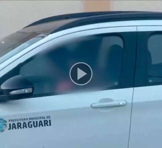 Primo de Luan Santana flagrado em &ldquo;amasso&rdquo; no carro de prefeitura &eacute; secret&aacute;rio