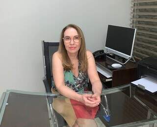Presidente regional em MS da Sociedade Brasileira de Dermatologia, Elza Garcia. (Foto/Divulgação)