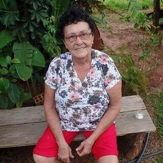 Maria do Carmo de Sousa Oliveira morreu na UPA do Jardim Leblon, em 2020. (Foto: Arquivo pessoal)