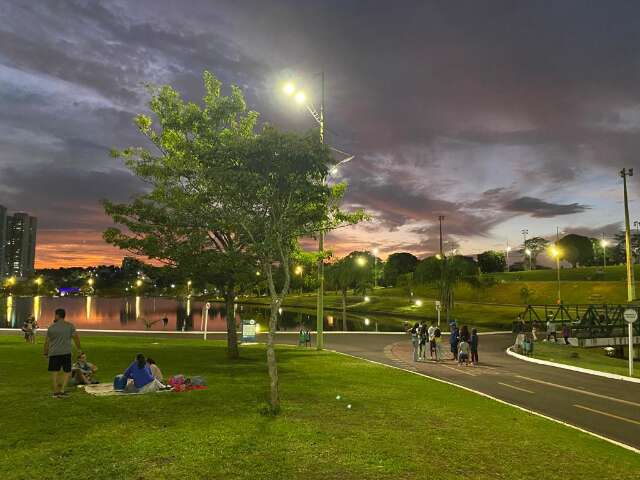 Ap&oacute;s pane, Parque das Na&ccedil;&otilde;es volta a fechar &agrave;s 21h com funcionamento normal 