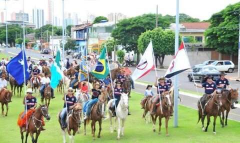 Cavalgada percorrerá Centro para divulgar Brasileirão do Laço Comprido