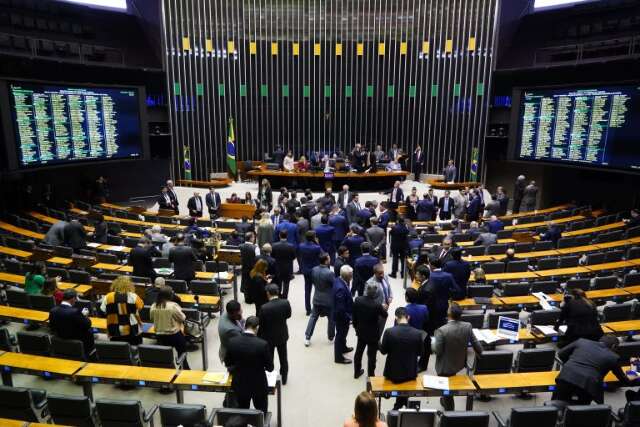 C&acirc;mara segue hoje na vota&ccedil;&atilde;o do arcabou&ccedil;o fiscal; tr&ecirc;s de MS s&atilde;o contra