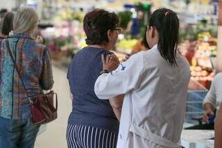 Supermercado e cinco unidades de sa&uacute;de t&ecirc;m plant&atilde;o de vacina&ccedil;&atilde;o neste s&aacute;bado