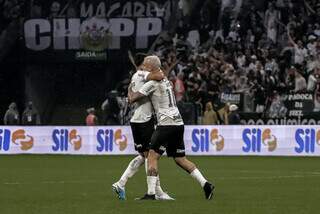 Róger Guedes fez os gols do Corinthians nesta tarde na Neo Química Arena (Foto: Andre Pera)