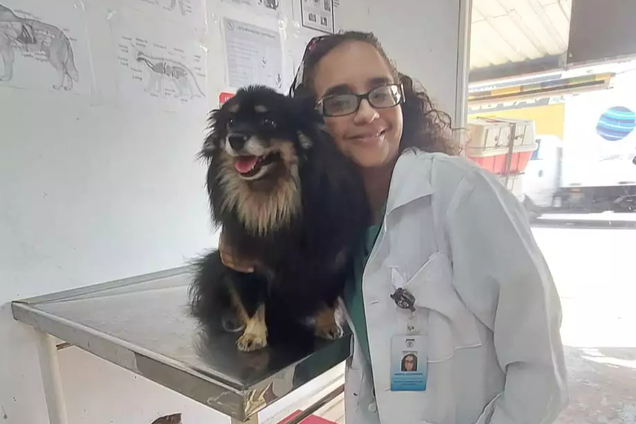 Amor fez veterinária com autismo lutar apesar de preconceitos