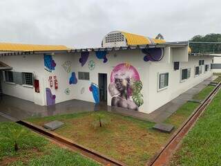 Área interna da Unei Dom Bosco, em Campo Grande (Foto: Natália Olliver)