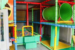 Nativas tem um playground incrível para as crianças se divertirem.