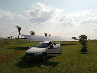 Energia Solar para produção agropecuária com transferência do excedente gerado para residência dos proprietários na cidade. (Foto: Divulgação)