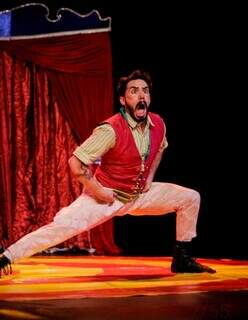 Rodrigo Mallet é reconhecido nacionalmente no cenário artístico do circo.