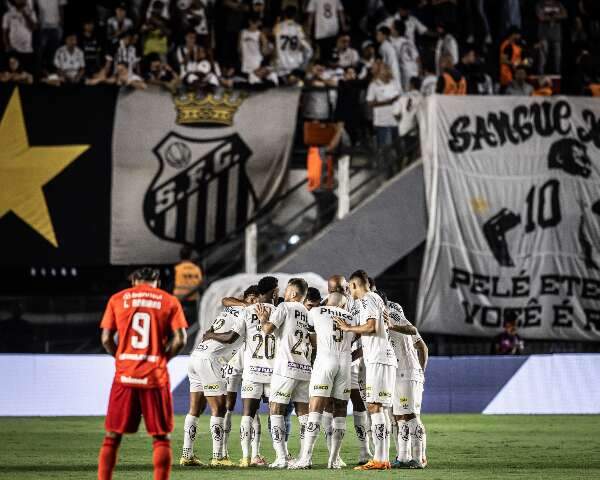 Empate marca disputa entre Inter e Santos na S&eacute;rie A