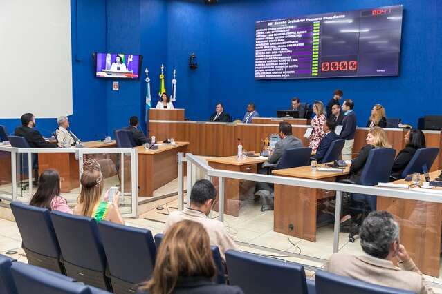 Por unanimidade, Tr&ecirc;s Lagoas reduz n&uacute;mero de vereadores de 17 para 15 