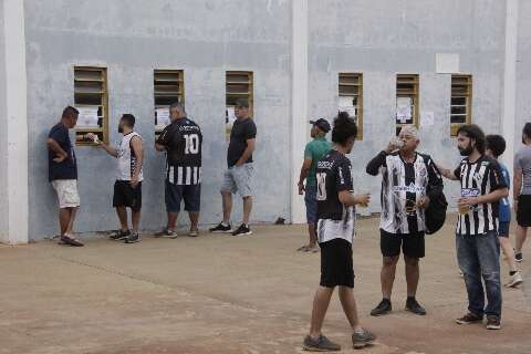 Operário abre venda de ingressos para jogo contra time paulista