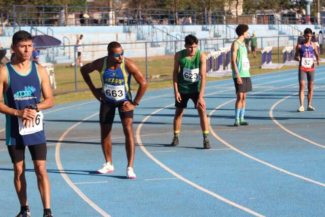 Equipe de Ponta Por&atilde; conquista Estadual de atletismo na Capital