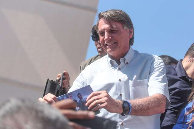 Em entrevista a r&aacute;dio de MS, Bolsonaro cita Tereza Cristina e critica Lula