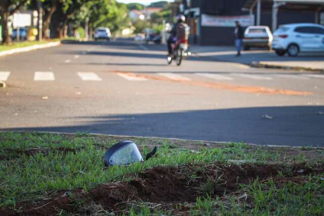 Moradores pedem sem&aacute;foro em rotat&oacute;ria onde homem morreu: &quot;entram correndo&quot;