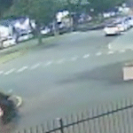 Vídeo mostra colisão em rotatória do Jardim Petrópolis que matou motociclista