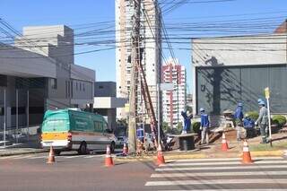 Acidente com t&eacute;cnico de telefonia deixou 8.509 clientes sem energia el&eacute;trica