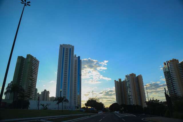 Com aproxima&ccedil;&atilde;o de frente fria, domingo ser&aacute; de tempo inst&aacute;vel em MS