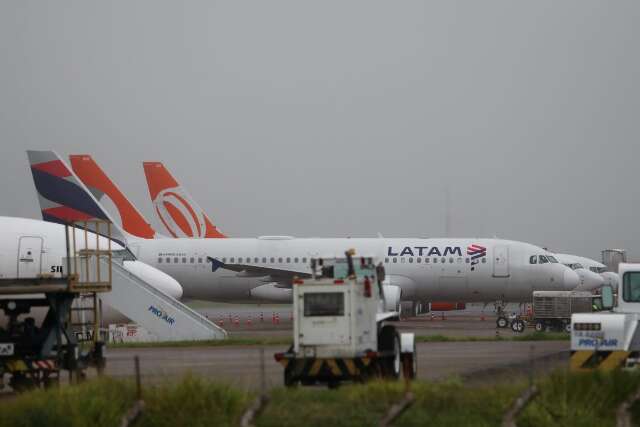 Nevoeiro atrasa decolagens de voos no aeroporto de Campo Grande 