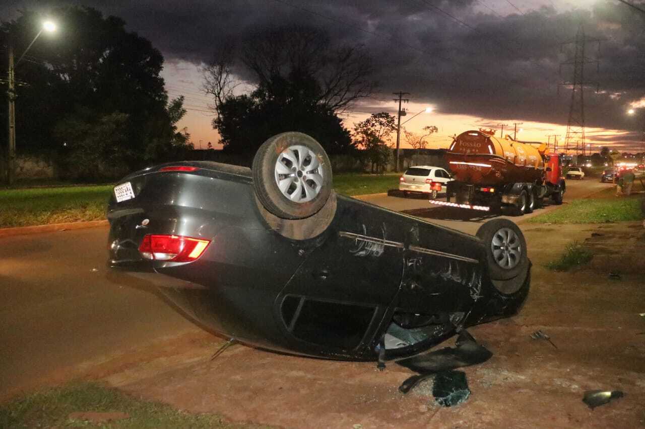 Acidente na Avenida Guaicurus provoca capotagem de veículo - Capital -  Campo Grande News