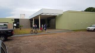 Fachada do local de entrada do Hospital Regional de Amambai. (Foto: Divulgação)