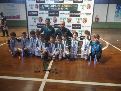 Escola Pelezinho e Augusto Sports conquistam torneio de futsal estadual