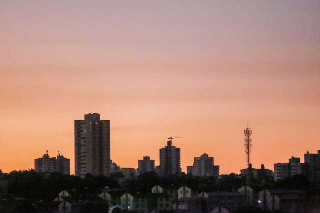  Domingo ser&aacute; de tempo firme, sol e com m&aacute;ximas em eleva&ccedil;&atilde;o 