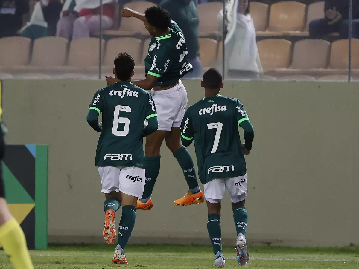 Palmeiras goleia Athletico e conquista tetra na Copa do Brasil Sub-17