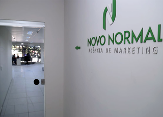 Agência Novo Normal de Marketing Digital é uma agência especializada em promoção de marcas nas redes sociais (Foto: Alex Machado)