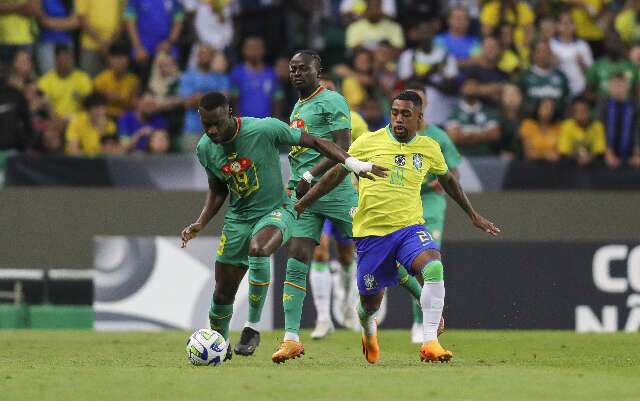 Brasil sofre virada de Senegal em jogo preparat&oacute;rio antes das Eliminat&oacute;rias