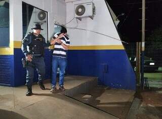 Paulo foi preso em flagrante pela Polícia Militar Rodoviária, em Dourados. (Foto: Adilson Domingos)
