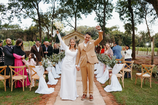 Casal usou vin&iacute;cola pantaneira como cen&aacute;rio dos sonhos para casamento