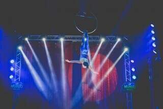 O circo, que já visitou todas as regiões do País, traz à cidade um espetáculo divertido com apresentações de palhaços, mágicos, equilibristas e trapezistas.