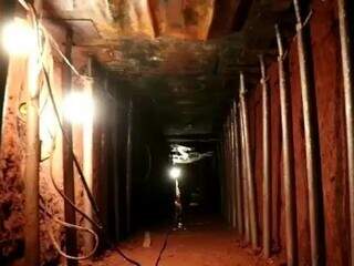 Parte do túnel escavado para acesso à agência do Bairro Coronel Antonino. (Foto: Henrique Kawaminami | Arquivo)