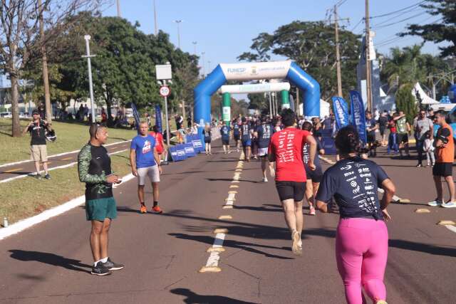 Corrida re&uacute;ne mais de mil atletas para salvar vidas com doa&ccedil;&atilde;o de sangue