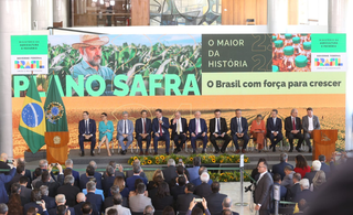 Cerimônia de lançamento do Plano Safra 2023-24; aplicação de recursos tem foco na sustentabilidade. (Foto: Divulgação/Planalto)