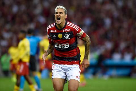 Flamengo goleia Aucas e avança para as oitavas da Libertadores
