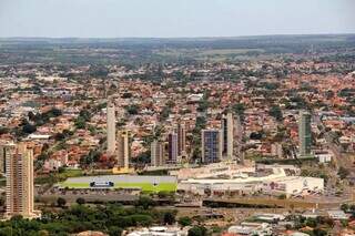Vista aérea de Campo Grande; município segue como mais populoso do Estado. (Foto: Arquivo/Campo Grande News)