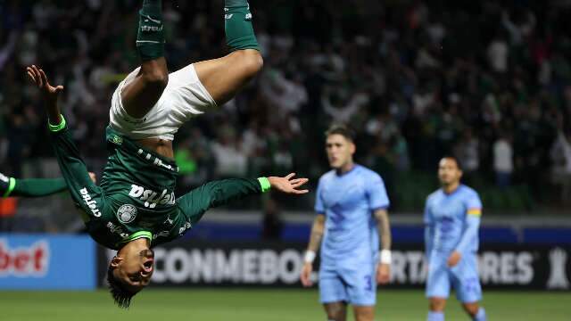 Palmeiras goleia Bol&iacute;var e segue com a melhor campanha da Libertadores