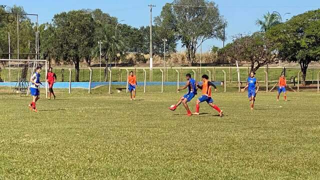 Cl&aacute;ssico &ldquo;Comer&aacute;rio&rdquo; movimenta rodada de seletiva para Copa S&atilde;o Paulo